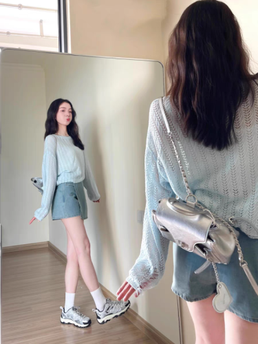 Blue fresh hollow thin sweater for women in summer loose and lazy style with suspenders layered with sun protection short top