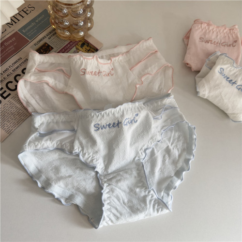 Real shot~Korean version of girl's sweet mesh contrasting letters pure cotton mid-waist women's sexy briefs