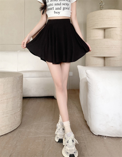 -Real shot of ice silk ribbed ballet style skirt for small women with high waist and slimming A-line skirt