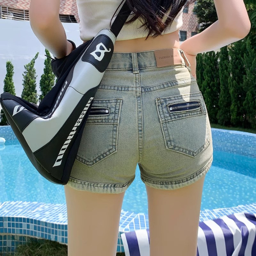 2024 New Distressed Denim Shorts Women's High Waist Slim Fit Niche Hot Girls A-Line Tight Covering Hip Hot Pants