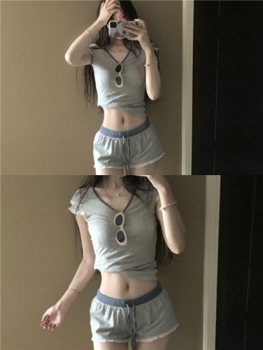 实拍韩系设计小众蕾丝花边短袖T恤+时尚休闲短裤套装