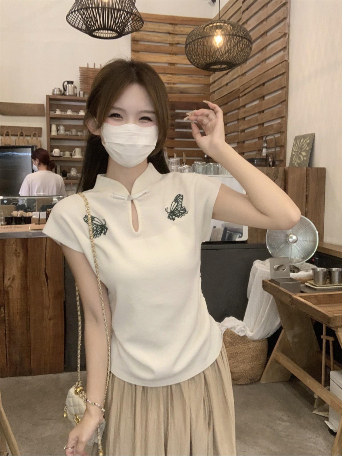 實拍 夏季韓版修身盤扣氣質國風蝴蝶刺繡設計感針織短袖上衣