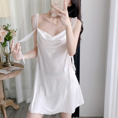 Real shot of sexy pajamas for women, satin ice silk, high-end summer pure lust with breast pads, suspenders, nightgown, home wear