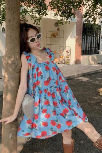 Summer French resort style fungus flower floral suspender dress