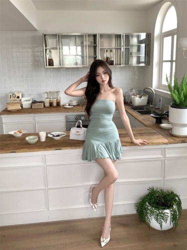 Real shot ~ hot girl sexy tube top pleated elastic slim dress female slimming hip skirt