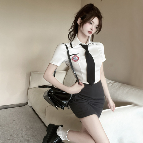 Korean hot girl college style suit for women summer short-sleeved Polo collar shirt top pure lust skirt two-piece set