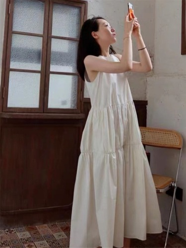 茶歇法式白色连衣裙子女装夏季2024新款海边度假仙女吊带背心长裙