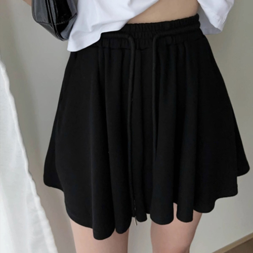 Ballet style wide-leg skirt pants for women spring and summer new casual sports shorts for small women high waist slimming A-line hot pants