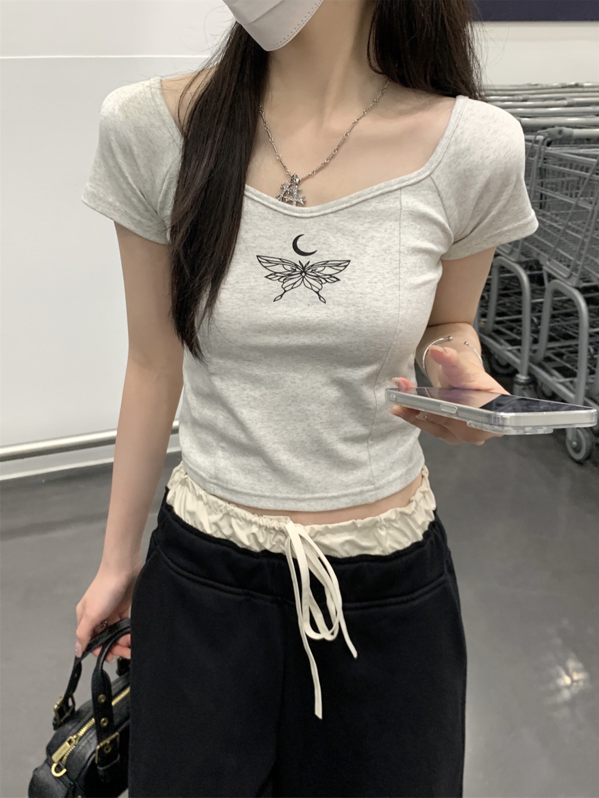 實拍 夏季韓版修身插肩露鎖骨顯瘦蝴蝶印花純棉短袖T恤上衣