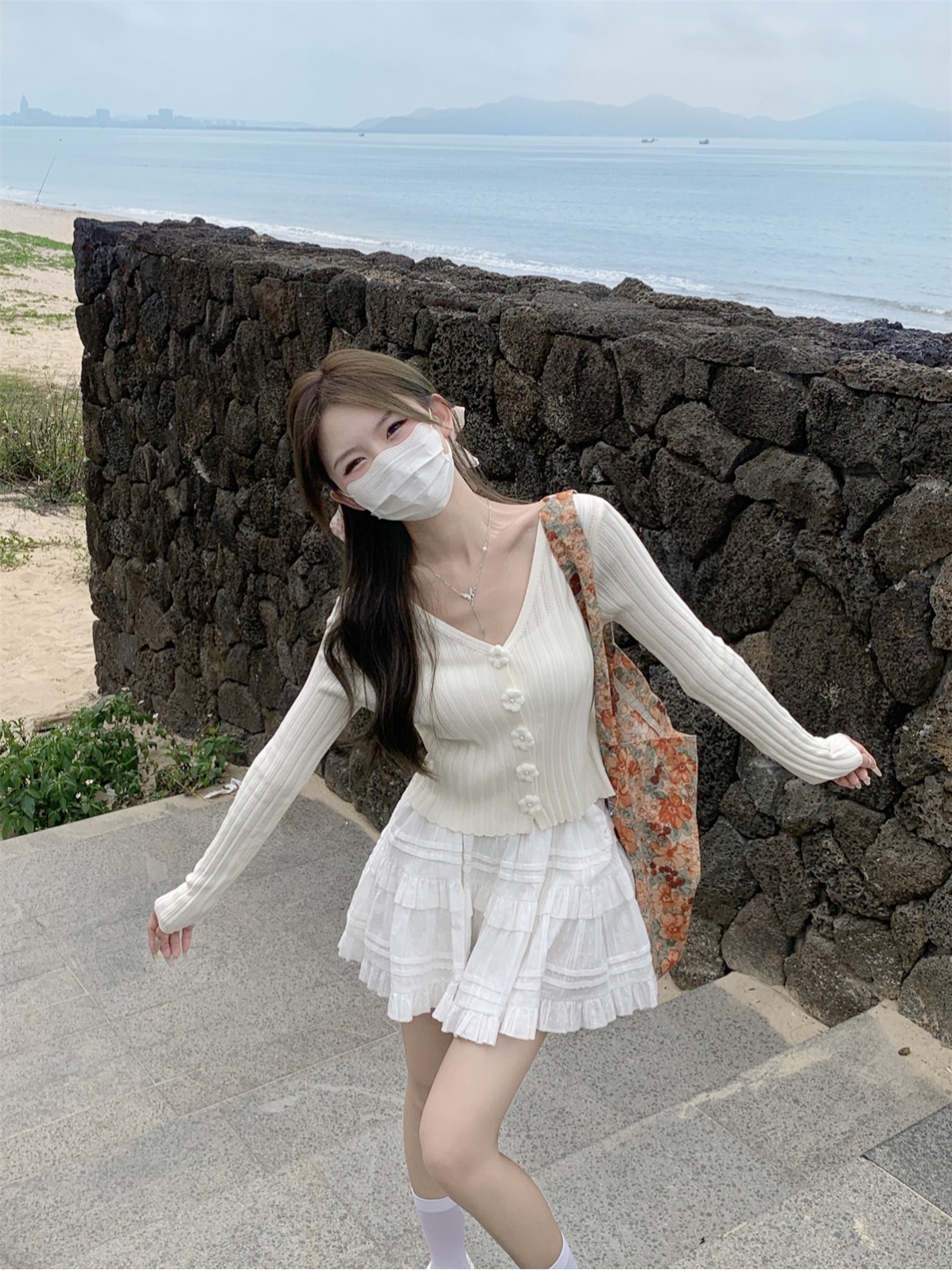 實拍 夏季韓版v領甜美花朵單排扣輕薄防曬長袖針織開衫上衣