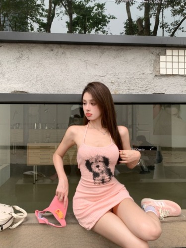 Real shot of maknae's sweet pet sexy pure desire halterneck halterneck suspender skirt puppy print strappy knitted skirt