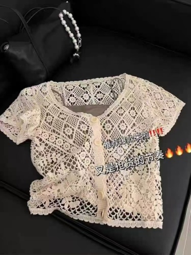2024 Summer New Style European Lady Style Suspender Beautiful Back Hook Flower Hollow Short Sleeve Women's Lace Shirt Top