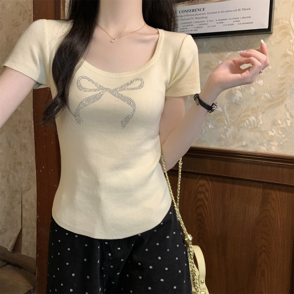 實拍 夏季韓版修身方領蝴蝶結燙鑽設計感針織短袖上衣女