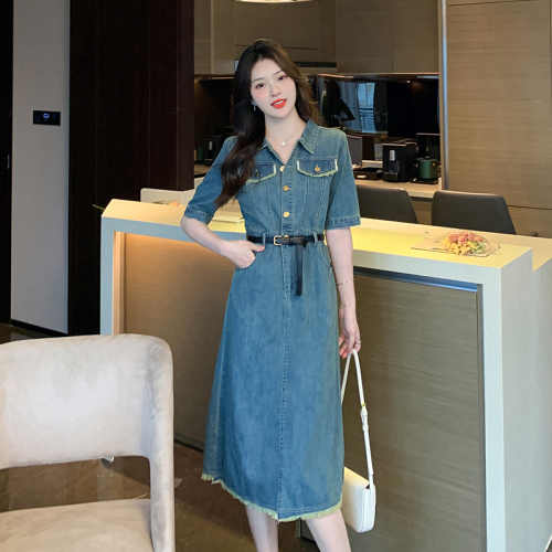 Summer style new simple, fashionable and personalized denim dress with lapel and waist, slimming