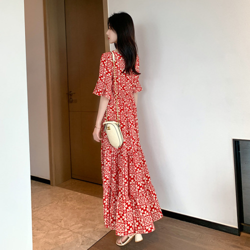 2024 new summer style irregular sister outfit fat sister long skirt slim bell sleeve holiday floral dress for women