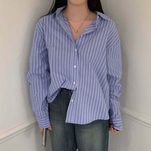 Korean chic early spring striped shirt