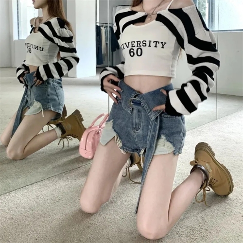 Hot girl retro ripped jeans women's summer hot pants shorts high waist sexy design niche wide leg pants