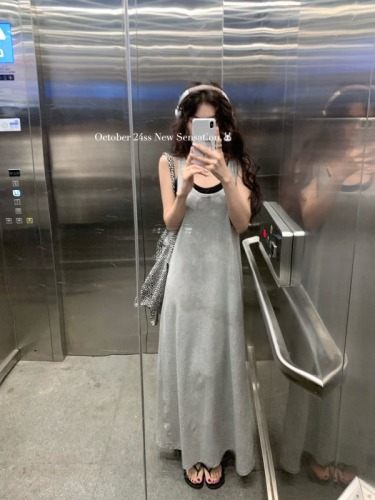 Real shot of lazy temperament gray and white fake two-piece dress commuting casual skirt