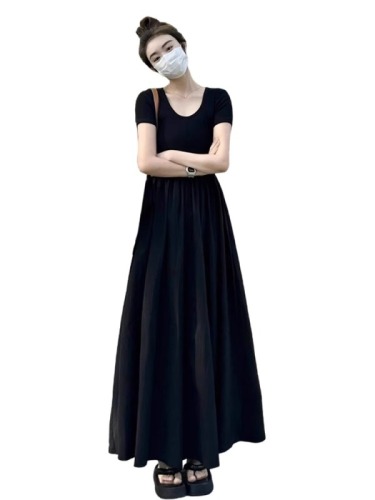 Hepburn style black dress for women summer new small French waist slimming design long skirt