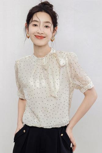 实拍2024夏季新款小清新甜美淑女半高领短袖波点雪纺上衣