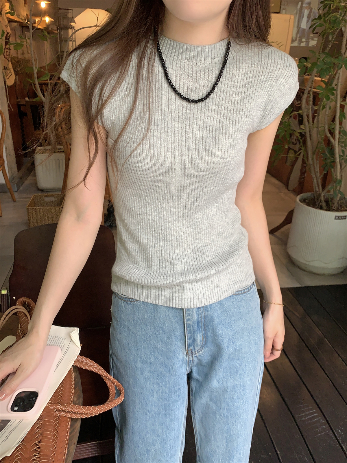 Actual shot of summer Korean style slim-fitting solid color versatile slimming and lightweight 6 wool knitted short-sleeved top