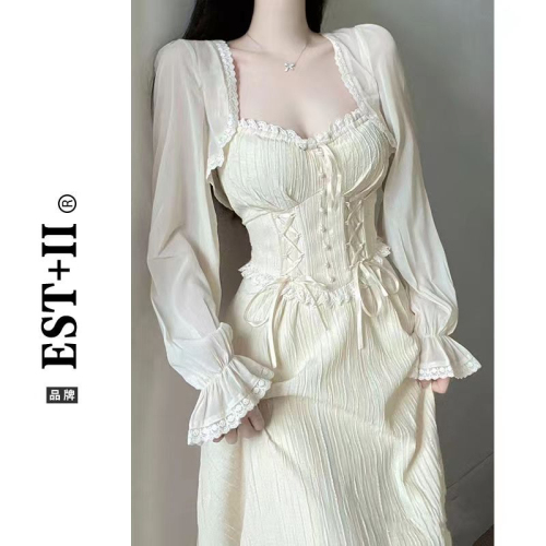 Summer tea break French fairy dress seaside vacation high-end suspender dress royal lady fragrance suit