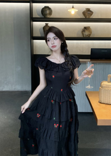 Real shot of Alice in Spades design niche red flower swing dress Hong Kong style retro chic skirt