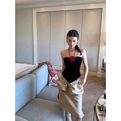 French romantic hot girl flower tube top for women early spring 2024 new sexy slim outer short top