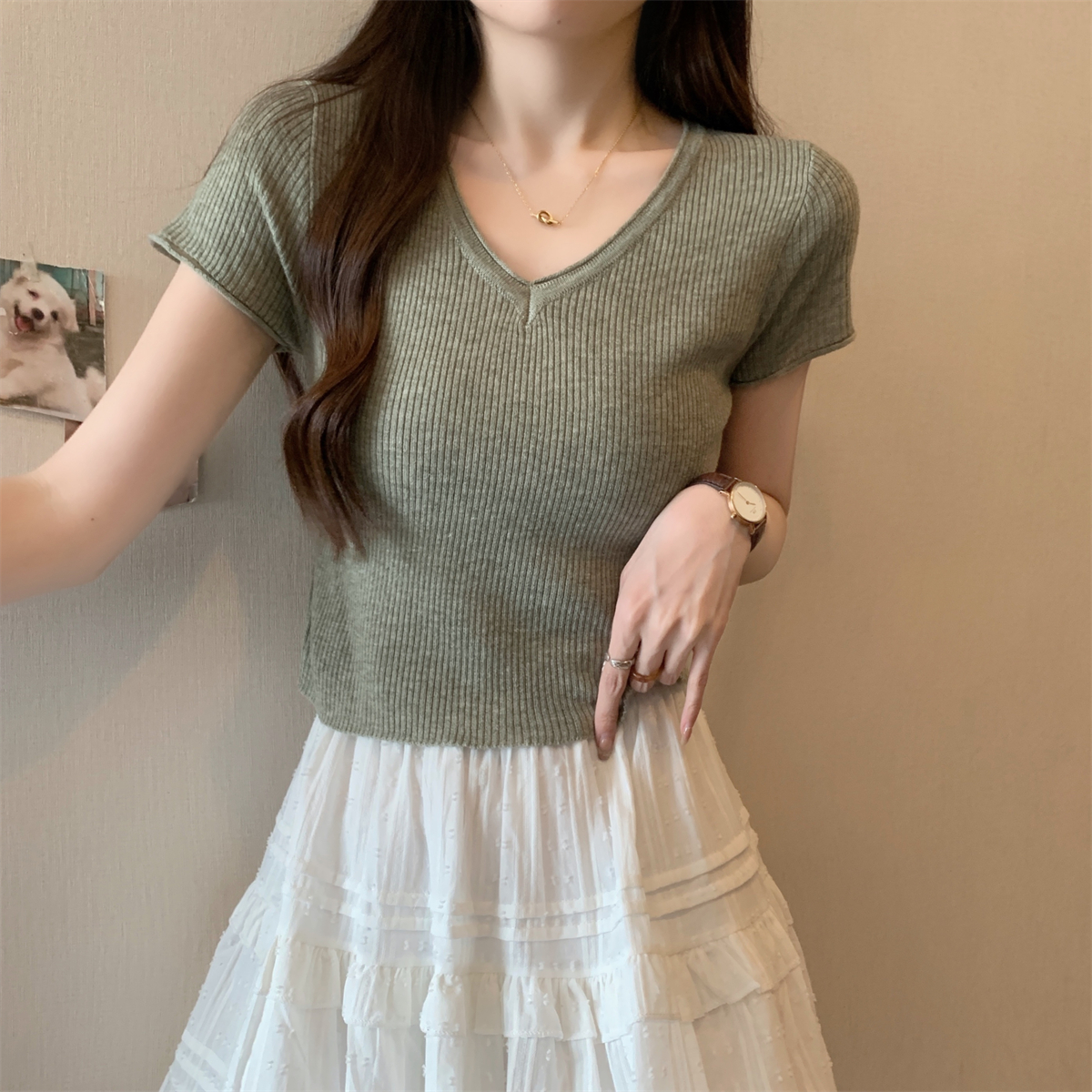 Actual shot of summer Korean style v-neck simple and versatile lightweight 6 wool short knitted short-sleeved top