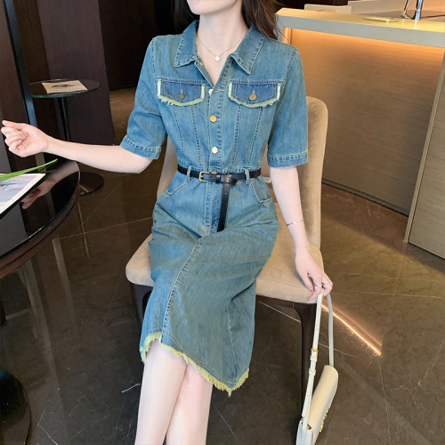 Summer style new simple, fashionable and personalized denim dress with lapel and waist, slimming