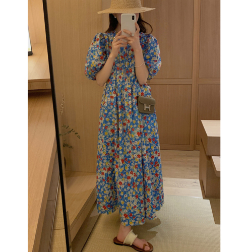 Summer V-neck floral dress, Korean style loose dress for fat girls, internet celebrity cover belly, slimming A-line skirt