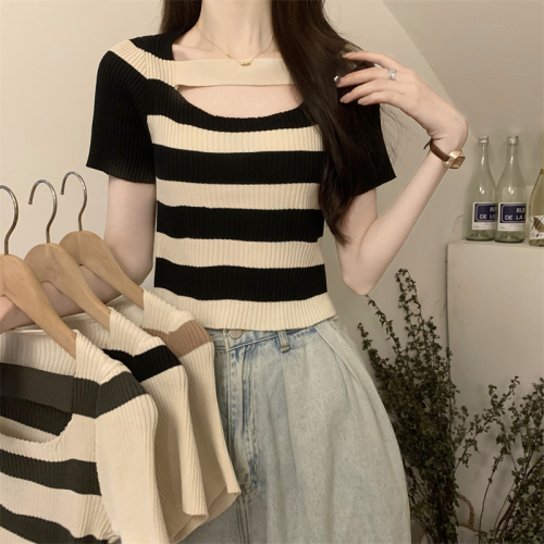 Real shot Summer new design contrasting striped square collar knitted short-sleeved top T-shirt for women