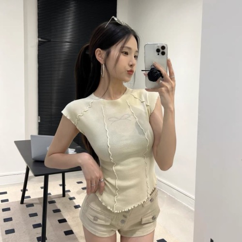 Summer hot girl style ear-cut slim fit elastic soft knitted sweater with bow knot perm and fashionable short blouse