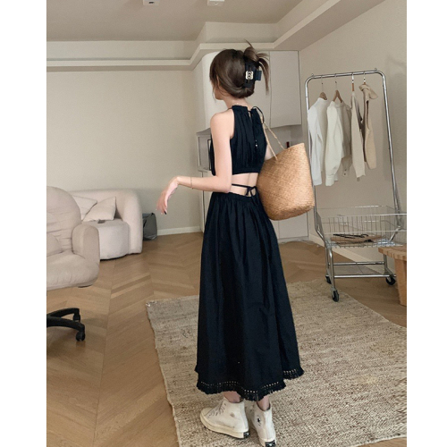 Halter neck suspender dress for women, summer design, hollow waist, slimming temperament, seaside beach vacation long dress