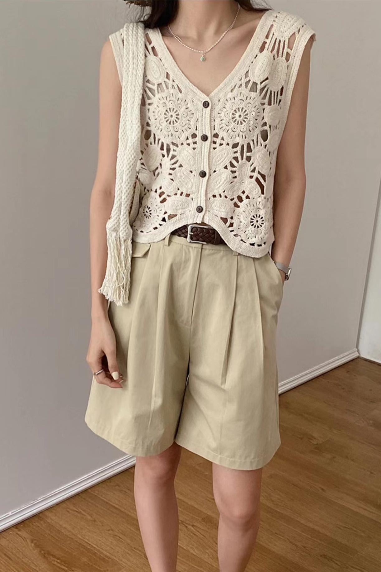 Summer new Korean design niche hollow vest vest cardigan women's outer wear short top trendy