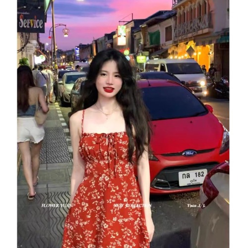 Hong Kong chic retro high-end niche waist slimming sexy sweet and spicy style red floral suspender dress for women