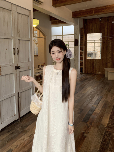 Real shot French sweet white jacquard sleeveless vest dress gentle style age-reducing dress