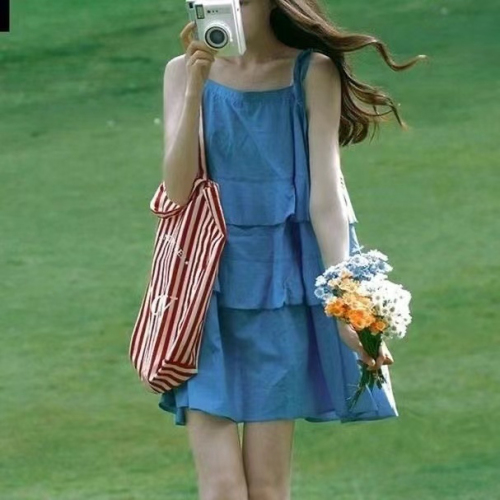 Summer Korean style niche beautiful design strap cake retro sweet fashion chic suspender dress