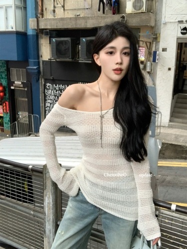 He Chenxi White Bell Sleeve Hollow Sunscreen Knitted Blouse Women's Summer Lazy Versatile Loose Waist Top