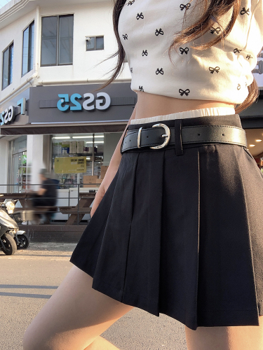Style ~ Contrast color waist elastic waist slimming versatile skirt design niche casual pleated skirt for women