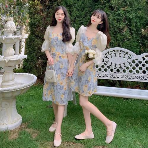 Summer 2024 new sweet floral temperament mid-length waist slimming short-sleeved bestie short-sleeved dress for women