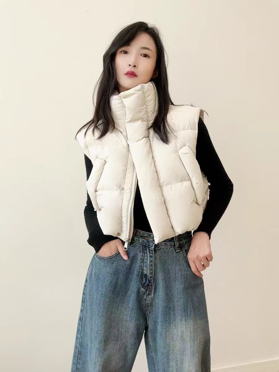 Designed stand-up collar short down jacket vest for women 2024 winter thickened high-waisted American wide-shaped bread vest
