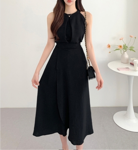 Summer new style sleeveless halterneck vest + wrap-style tie design half-length skirt two-piece set