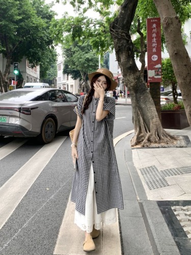 Actual shot ~ Black and white plaid shirt dress for women, loose and slim, summer layering, artistic relaxation