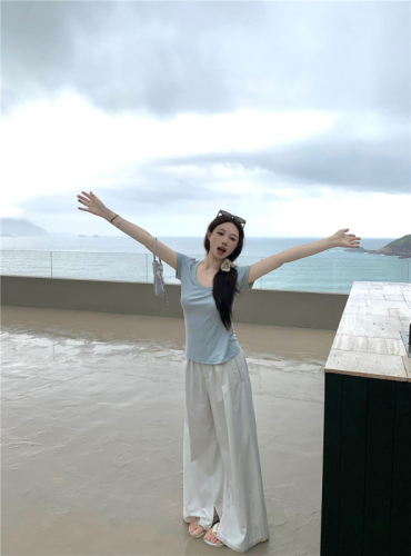 Real shot simple and versatile u-neck loose T-shirt women's summer waist-in slimming solid color top fashion 