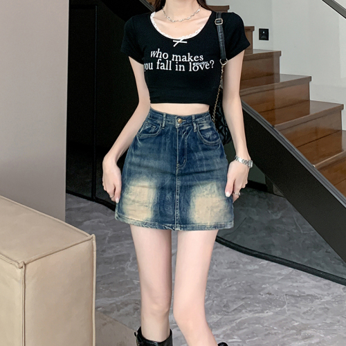 Real shot of summer retro denim skirt for women new hot girl embroidered tight hip-hugging culottes high-waisted skirt