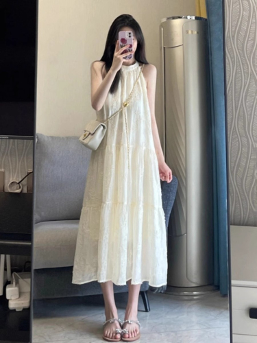 Small French retro lace halterneck dress summer women's new sexy sleeveless off-shoulder long skirt