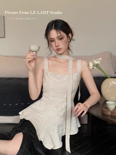 2024 summer new style Korean style jacquard ribbon irregular top niche sleeveless mid-length vest for women