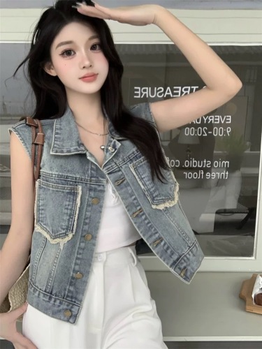 Blue raw edge denim vest jacket for women in summer, niche design, slim and versatile sleeveless vest, waistcoat