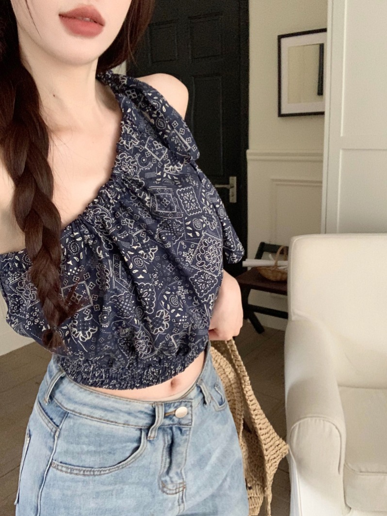 Women's clothing design sense strapped short waist pleated retro temperament hot girl print slant collar off-shoulder vest for women summer